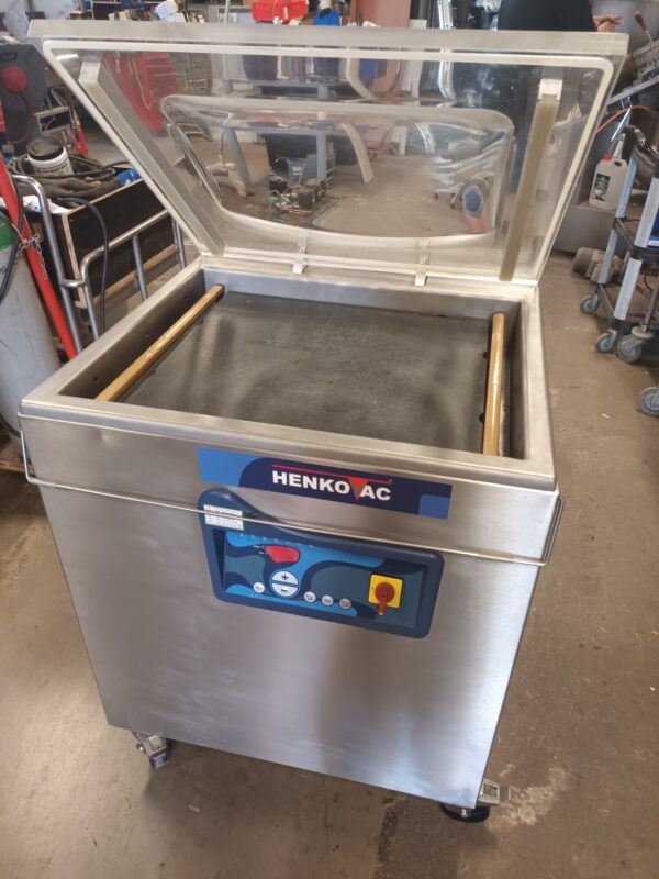 Henkovac vacuümmeer machine.
