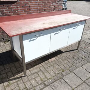 Werktafel 210x70x90 met 3 laden 50x50x50 Trespa