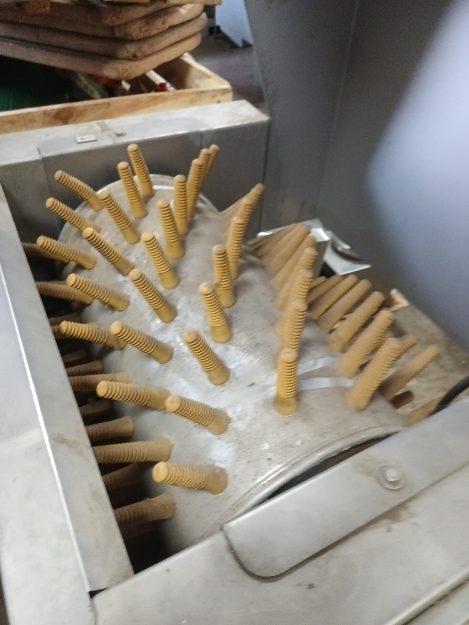 Bayle pluk machine Type M55 380V/50Hz. - Afbeelding 2