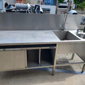 Spoeltafel 218x70x90 met opstaande rand
